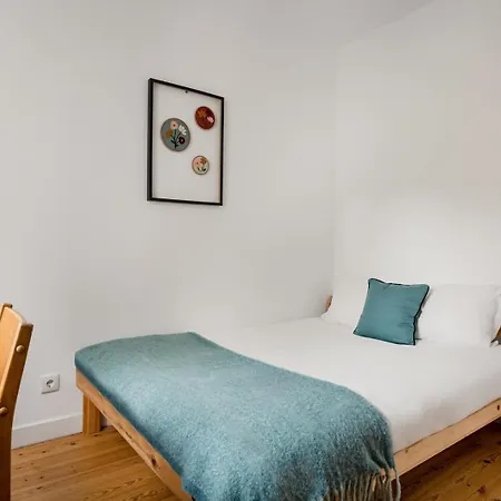 Apartment Vibes, 2br Flat