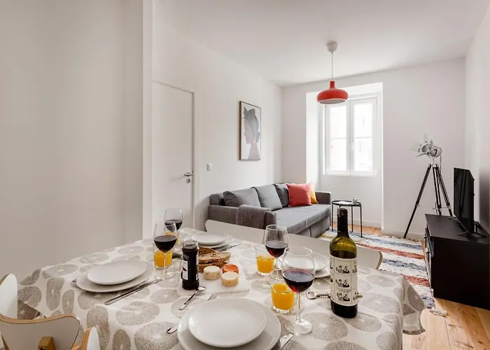 Vibes, 2br Flat Lisbona