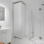 Vibes, 2br Flat *
